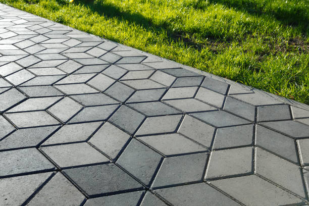 Best Decorative Driveway Pavers  in Arcola, IL
